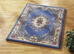 Handgetuftete Brücken und Teppiche