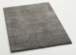 Handgetuftete Brücken und Teppiche mit dichtem Flor