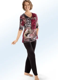 Hausanzug mit V-Ausschnitt