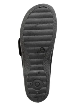 Hausschuh aus gepolstertem Textilmaterial