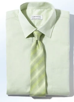 Hemd mit Kentkragen in 5 Farben und 2 Ausführungen