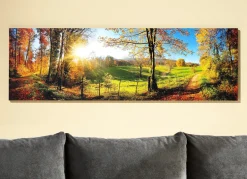 Hochwertige Kunstdruck „Zauberhafte Landschaft im Herbst“