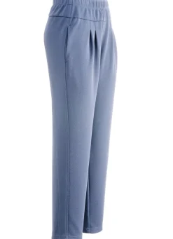 Hose in bequemer Schlupfform