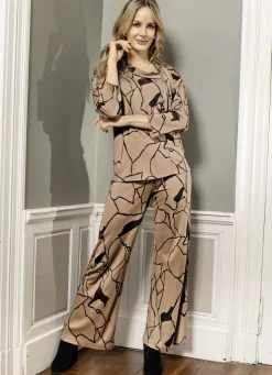 Hose in bequemer Weite