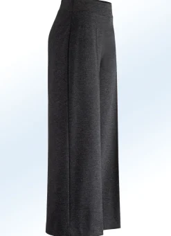 Hose in modisch verkürzter Länge