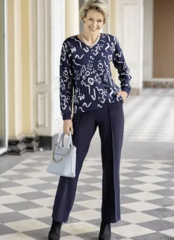 Hose in modischer Weite