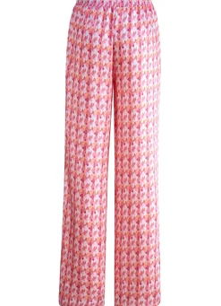 Hose in modischer Weite