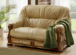 Italienische Polstermöbel mit Bezug aus echtem Leder