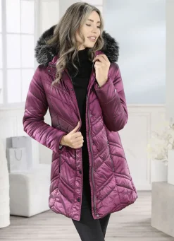 Jacke mit abnehmbarer Kapuze