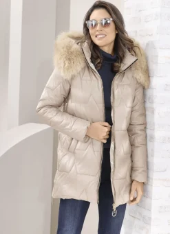 Jacke mit abnehmbarer Kapuze