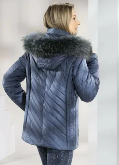 Jacke mit abnehmbarer Kapuze