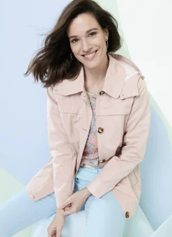 Jacke mit abnehmbarer Kapuze