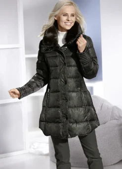 Jacke mit Reptildessin