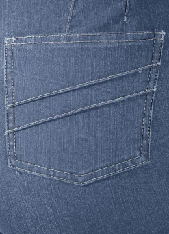 Jeans mit figurgünstiger Teilungsnaht