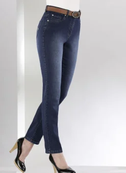 Jeans mit schönen Stickereien und funkelnden Strassteinen