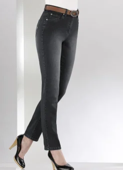 Jeans mit schönen Stickereien und funkelnden Strassteinen