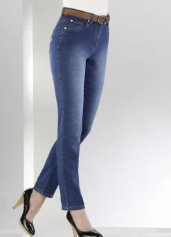 Jeans mit schönen Stickereien und funkelnden Strassteinen