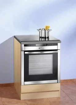 Küchenprogramm mit profilierter Front