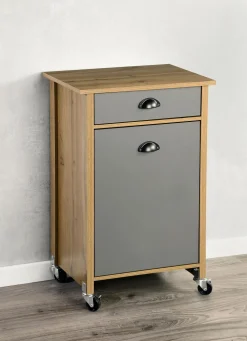 Küchenwagen mit Mülltrennsystem