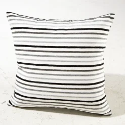 Kissenbezug im Streifen-Design