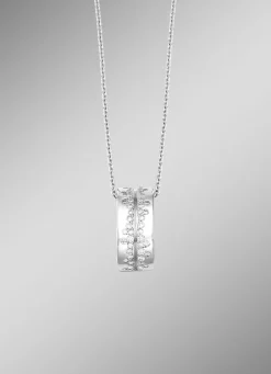 Klassischer Anhänger mit synth. Zirkonia