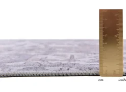 Klassischer Teppich mit schönen Ornamenten