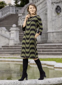 Kleid in Schlupfform