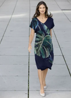 Kleid mit Chiffon-Besatz