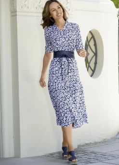 Kleid mit hübschen Stufenvolants