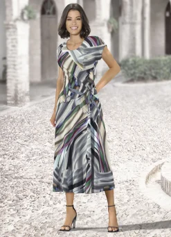 Kleid mit raffinierter Knotentechnik