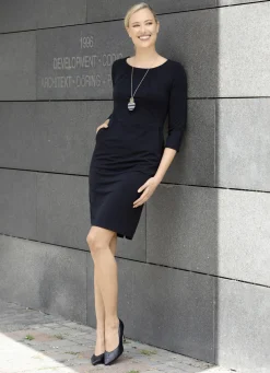 Kleid mit zwei Schubtaschen