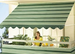 Klemm-Markise mit innenliegendem Kettenantrieb