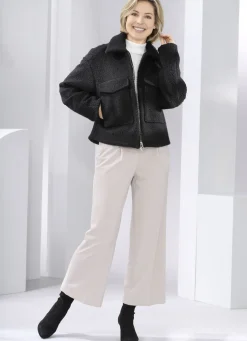 Knöchellange Hose mit weitem Bein