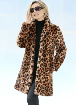 Kurzmantel aus kuschelweichem Kunstpelz