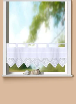 Kurzstore mit feinster Häkelspitze