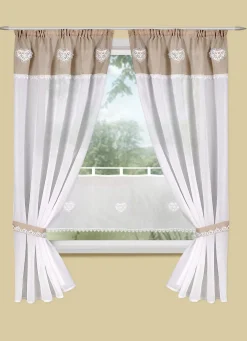 Kurzstore mit Häkelborten-Abschluss