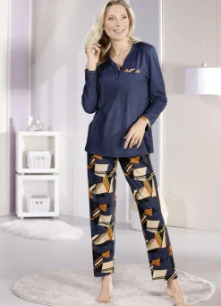 Laurina Schlafanzug mit dezenten Raffungen an der Schulternaht