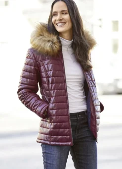 Lederjacke mit abtrennbarer Kapuze