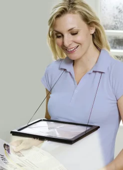 LED-Leselupe mit Licht