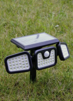 LED-Strahler Panta Trio Solar