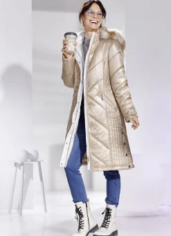 Mantel mit abnehmbarer Kapuze