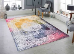 Moderner Brücke und Teppiche