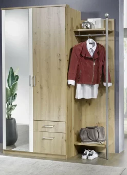 Modernes Garderoben-Programm