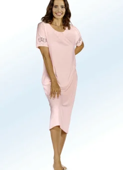 Nachthemd mit Biesen und überschnittener Schulter