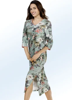 Nachthemd, wadenlang mit 3/4-langen Ärmeln