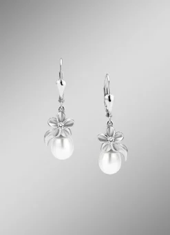 Ohrringe im bezaubernden Blumendesign