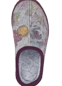 Pantoffel mit dezentem Blütendruck