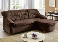 Polstermöbel in verschiedenen Bezugsvarianten