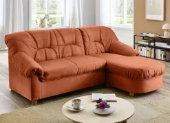 Polstermöbel in verschiedenen Bezugsvarianten