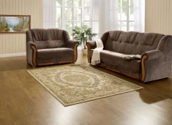 Polstermöbel mit angenehmem, hochflorigem Stoffbezug